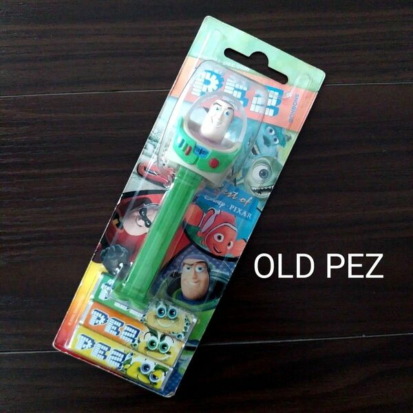 海外製　オールドPEZ 　バズライトイヤー　ペッツ　ピクサー