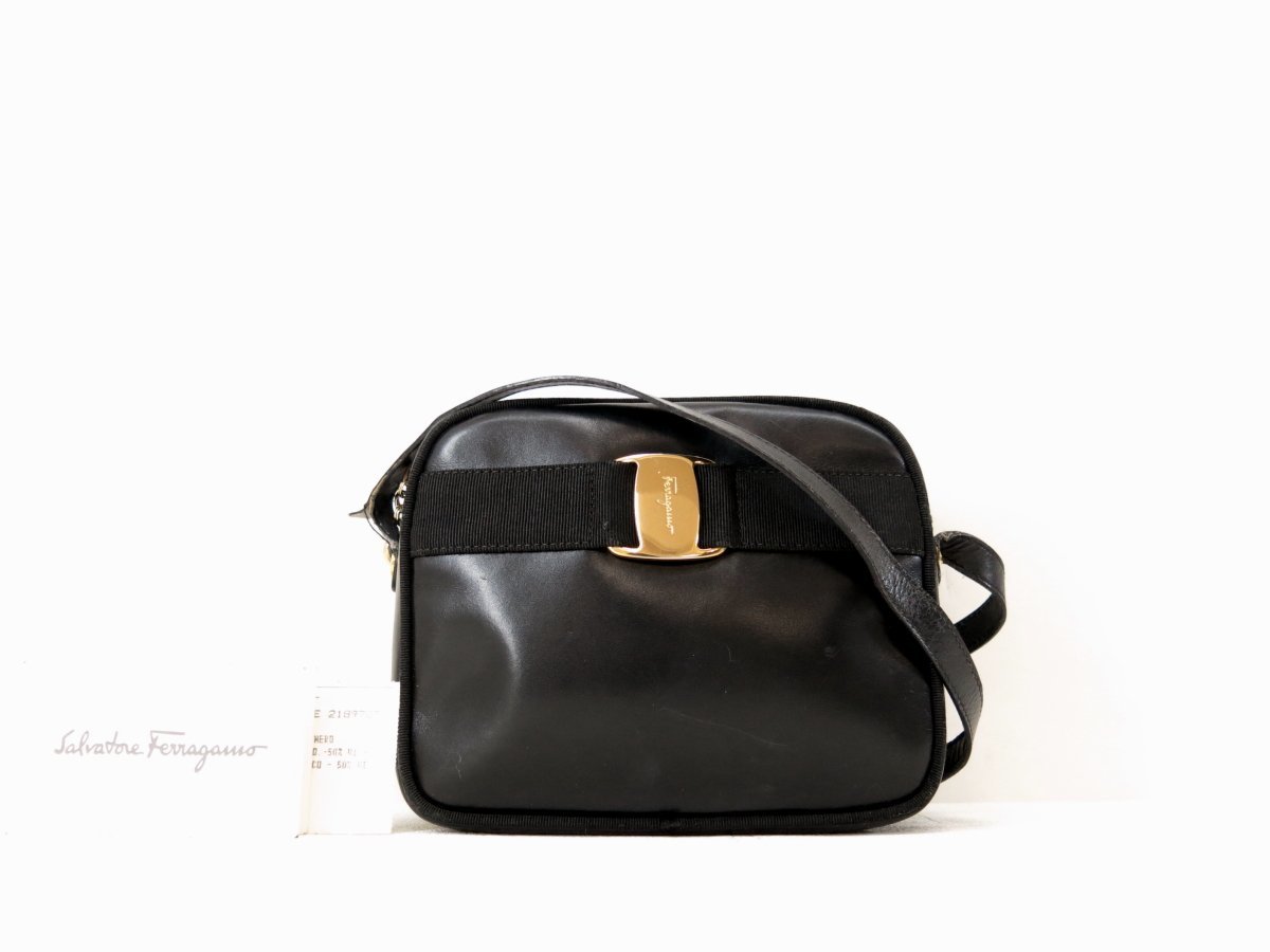 ヤフオク! -「vintage ferragamo」(サルヴァトーレ・フェラガモ) (さ ヤフオク! -「vintage ferragamo」(サルヴァトーレ・フェラガモ) (さ