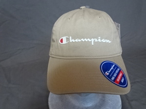 USA購入 人気アメカジブランド チャンピオン【Champion】シンプルなデザイン ロゴマーク付キャップ ベージュ 新品未使用