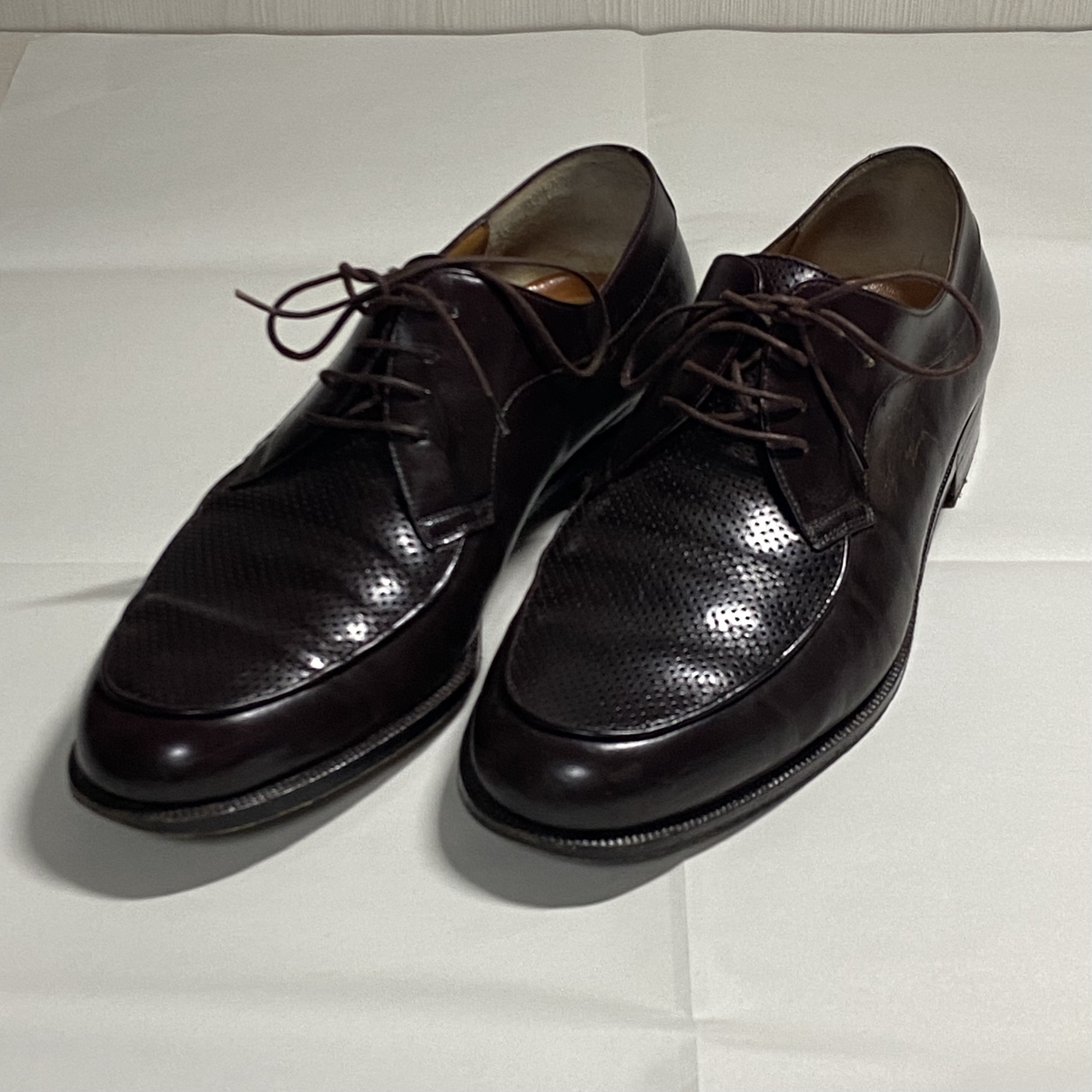 フェラガモいエナメル本革靴(ほぼ新品、1日のみ)-