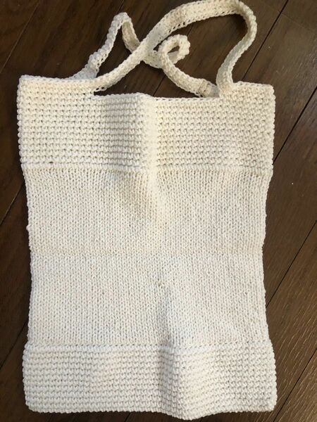 手編みコットン糸バッグ　ホワイト