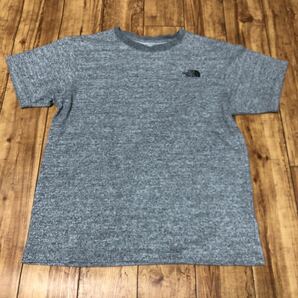 ★THE NORTH FACE ノースフェイス 半袖Tシャツ NT31850 ショートスリーブスクエアロゴティー Sサイズ グレーの画像2