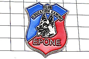  pin badge * German shepherd dog. . chapter * France limitation pin z* rare . Vintage thing pin bachi