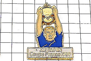 ピンバッジ・サッカー選手ジャン＝ピエールパパン1989年◆フランス限定ピンズ◆レアなヴィンテージものピンバッチ