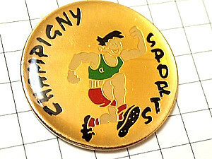  pin badge * runs land player * France limitation pin z* rare . Vintage thing pin bachi