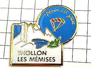  pin badge * blue empty pala Shute .* France limitation pin z* rare . Vintage thing pin bachi