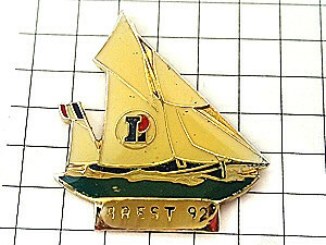 ピンバッジ・帆船Ｌトリコロール国旗◆フランス限定ピンズ◆レアなヴィンテージものピンバッチ