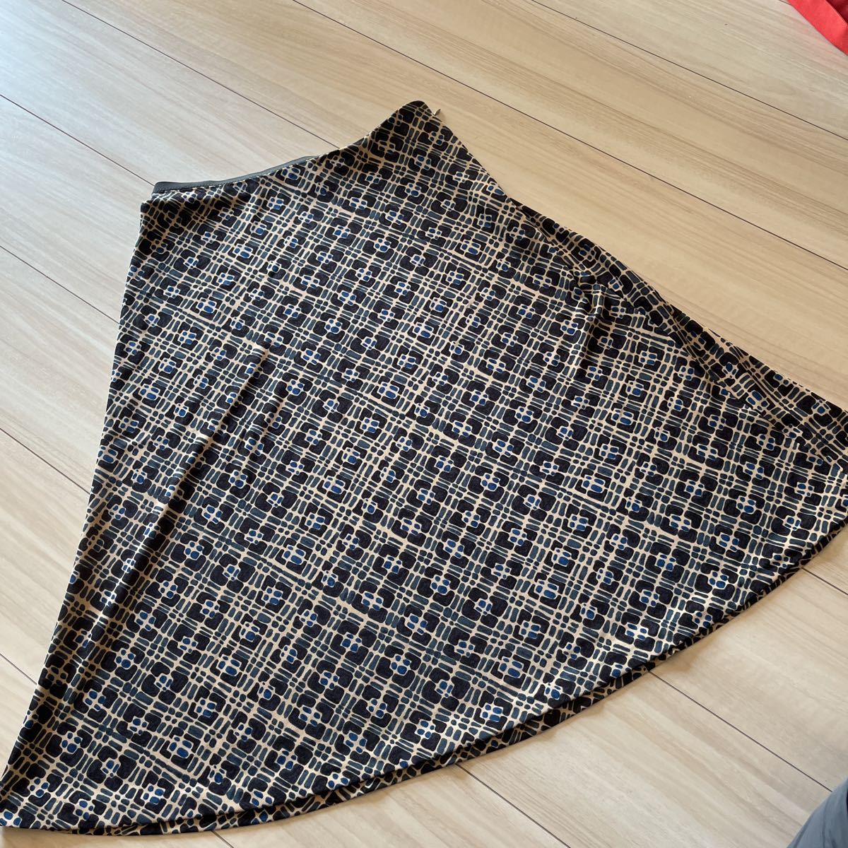 最新な 韓国 美品 【セール中】グレー GUCCI プリーツ グッチ インター