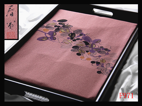 [F971] Carefully selected masterpiece, crepe, artist's work, hand-painted Yuzen dyed, Hagi crest, aromatic colored ground, pure silk high-quality art Nagoya obi, like new ◇ Inspection ◇ Hairpin kimono Nagoya obi bag obi tightening, band, Nagoya obi, Tailored