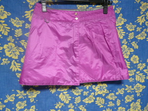 Nike fan .!* reversible to coil skirt * size unknown, absolute size flat putting 35cm* used beautiful goods!