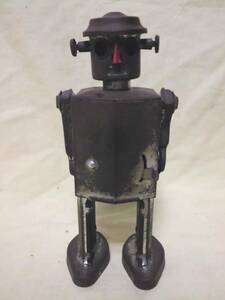  old antique . tin plate robot box less .