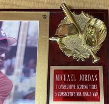 Michael Jordan マイケル ジョーダン 直筆サイン 額縁入り Jordan ’90 カードもあり_画像6