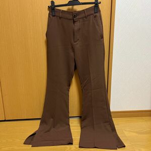 ディスコード　フレアパンツ　ブラウン