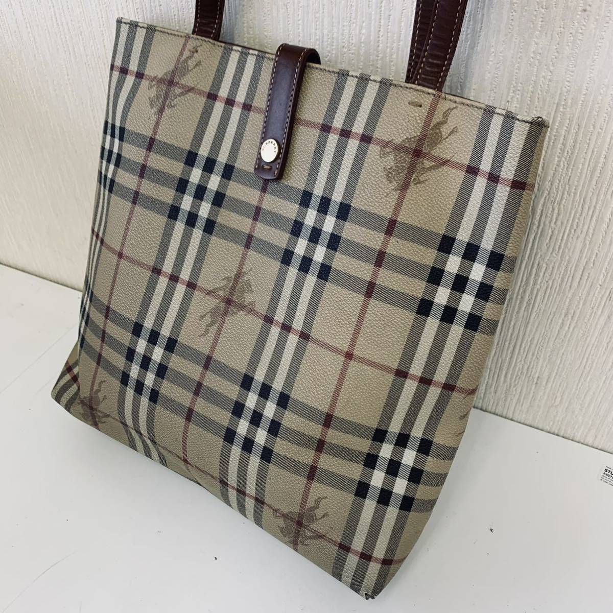 ヤフオク! -「バーバリー ノバチェック バッグ」(トートバッグ ヤフオク! -「バーバリー ノバチェック バッグ」(トートバッグ