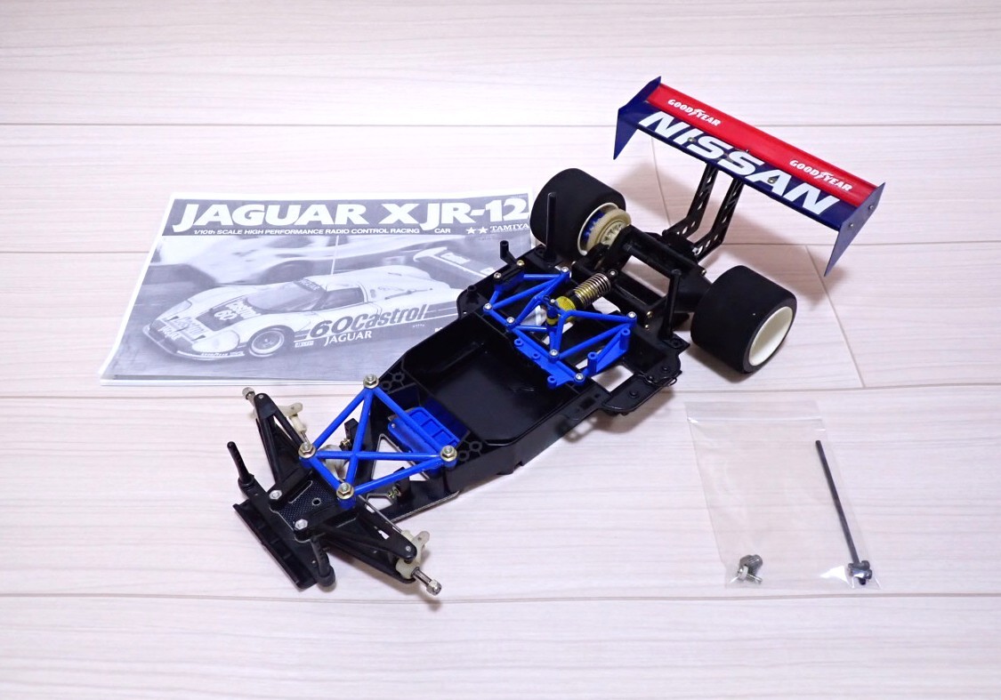 日本売れ済」 値下げ! タミヤ F101シャーシ ボディ & フタバ アタック