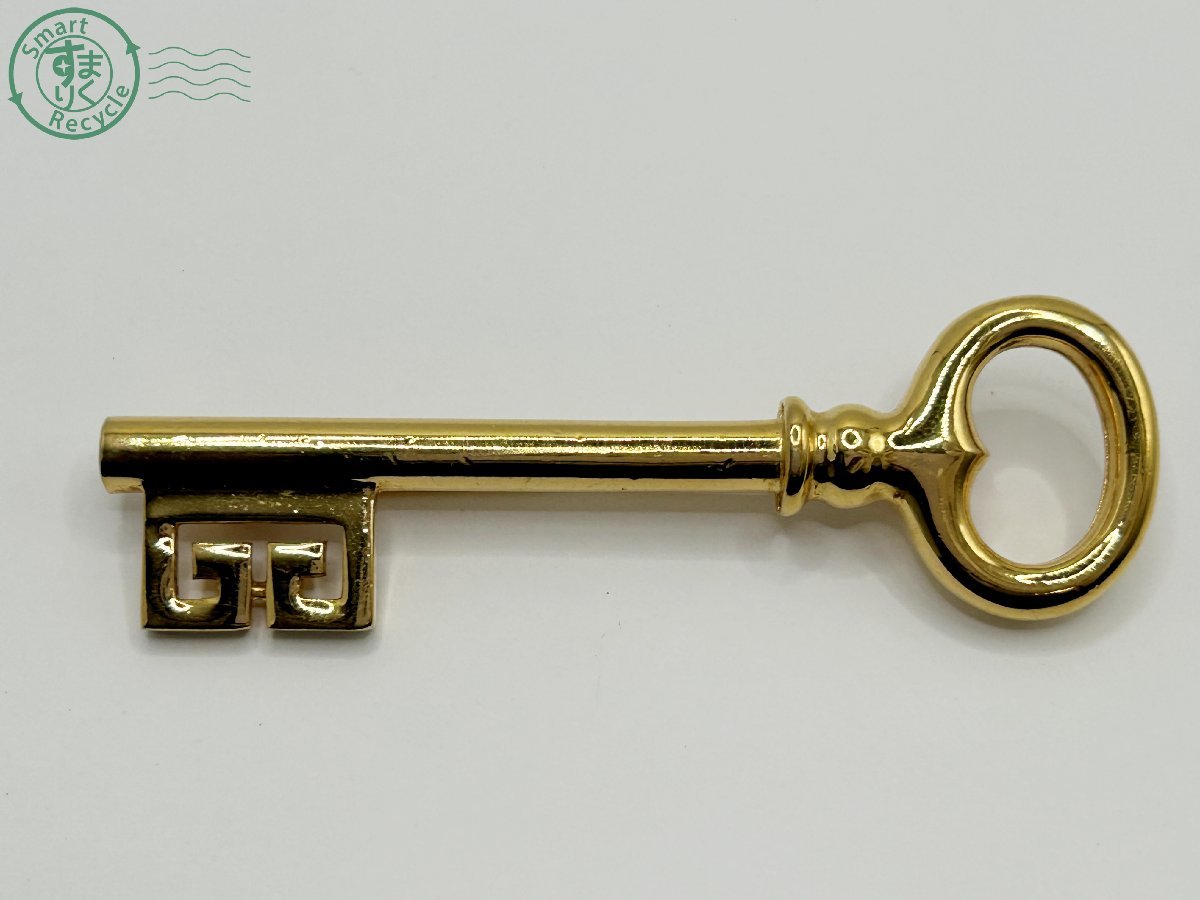ヤフオク! -「鍵」(ジバンシイ) (ブランドアクセサリー)の落札相場