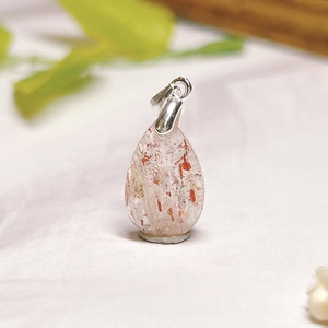 【E5256】キラキラ?ラズベリーサンストーンペンダント?Raspberry Sunstone Pendant ?