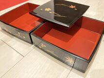 新品★桐箱入★重箱★本物保証★最高級作品★輪島塗名品★五島屋謹製★蒔絵★ニ段重★本金銀螺鈿梨地蒔絵★最高級漆芸★お節★高級お料理_画像3