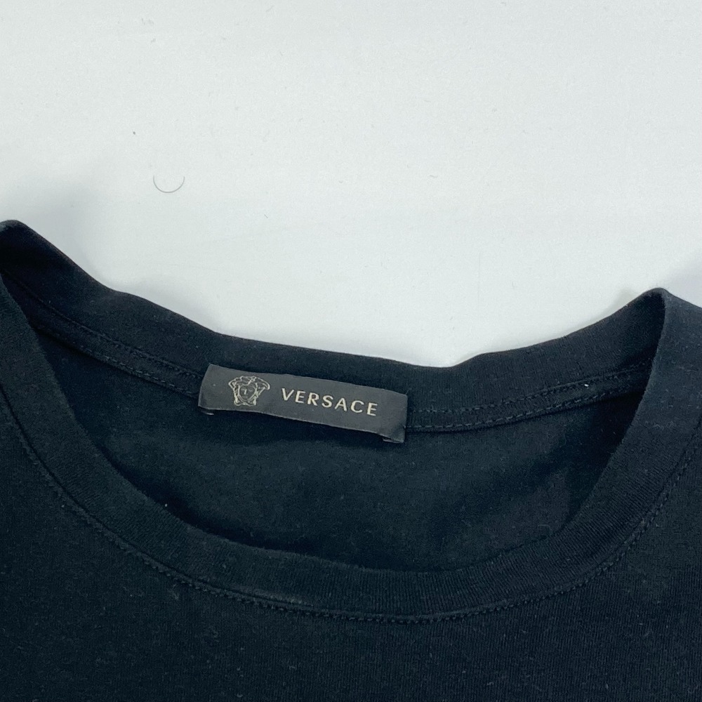 VERSACE ヴェルサーチ ロゴ 刺繍 アパレル トップス 半袖 半袖Tシャツ コットン ブラック メンズ【中古】 VERSACE ヴェルサーチ ロゴ 刺繍 アパレル トップス 半袖 半袖Tシャツ コットン ブラック メンズ【中古】