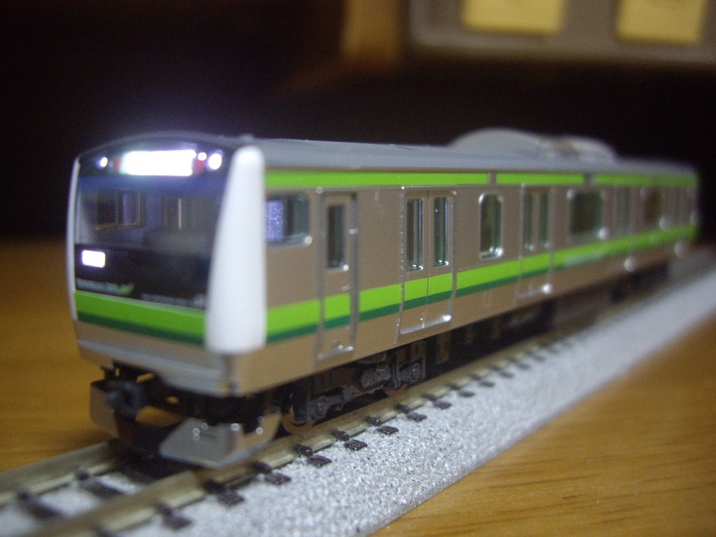 大人気新品 ほぼ未使用品 TOMIX E233系 H編成フルセット 92801 92802