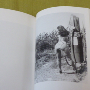 ウィージー 写真集 Weegee THAMES AND HUDSON PHOTOFILE 洋書の画像3