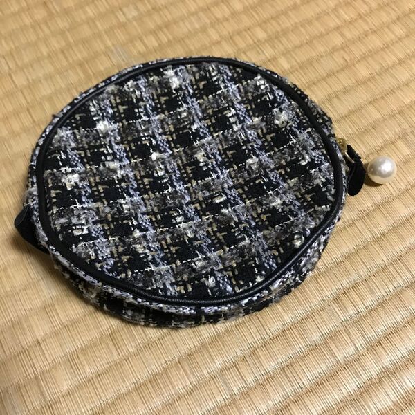 丸型ポーチ