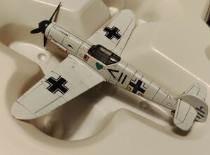 タカラ 世界の傑作機 1/144 メッサーシュミット Bf109F-2 JG54 ハンス フィリップ大尉機 戦闘機