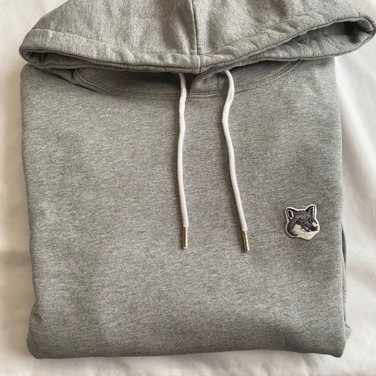 正規品】MAISON KITSUNE メゾンキツネ グレー ピンク トレーナー