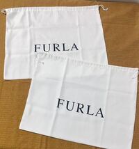 フルラ「FURLA」 バッグ保存袋 2枚組 同サイズ（1972）正規品 付属品 内袋 布袋 巾着袋 バッグ用 布製 ホワイト_画像1