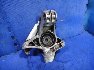  Porsche Carrera 911 996 right front hub Knuckle product number 99634165811 [1758]