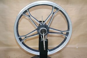 スズキ GN125 不明 フロントホイール 18×1.60 S210-29