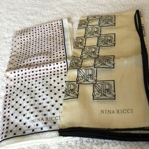 NINA RICCI ニナリッチ　ハンカチ　２枚　多分未使用　保管品　★1000