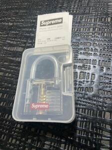 Supreme 南京錠