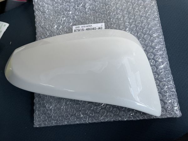 4月値引しました ハリアー 右ドアミラー カメラ付き 新品 80系 | tspea.org