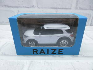 ミニカー　トヨタ　ライズ　RAIZE　シャイニングホワイトパール　プルバックカー　非売品　カラーサンプル