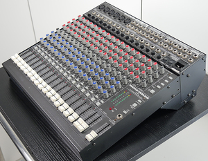 Mackie CR-1604 Analog MIC LINE Mixer 16 channel mixer 