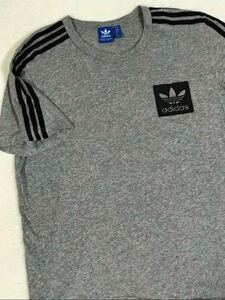 アディダス adidas 半袖 Ｔシャツ グレー ファッション 衣類 洋服Oサイズ 劣化品