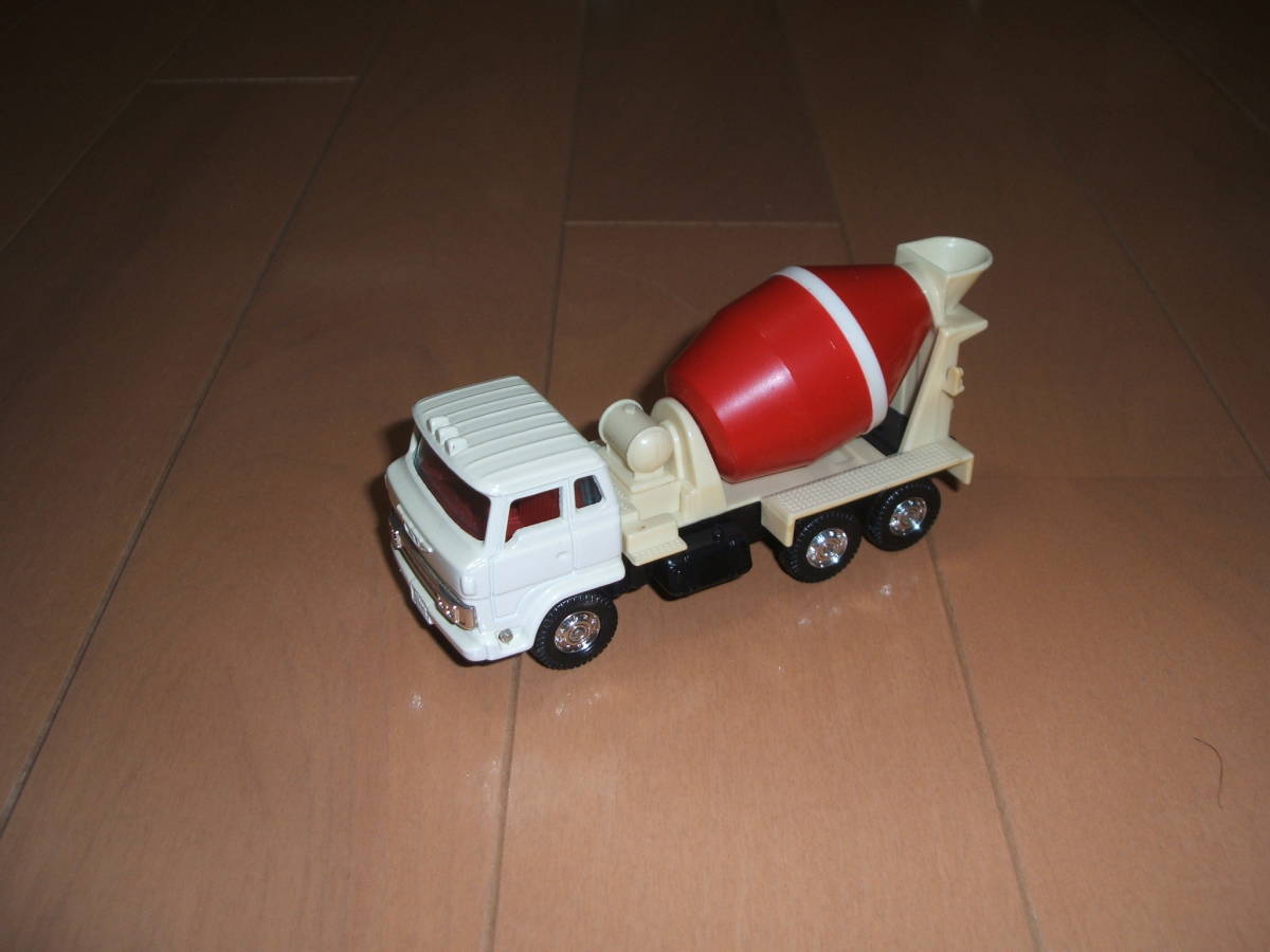 ヤフオク! -「トミカダンディ ミキサー」の落札相場・落札価格
