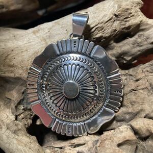  Navajo navajo maru kobigeiMarco Begaye silver pendant top Indian jewelry silver Sterling