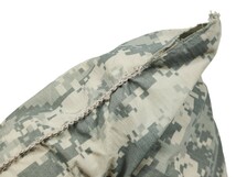 米軍放出品 陸軍 ACU 高反発ポリエステル枕 迷彩柄 寝具 寝袋 フィールドコット ピロー_画像4