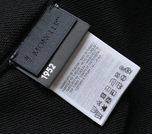 新品8.8万 MONCLER (S) (日本のMサイズ相当 黒) モンクレール ビックロゴデザイン！スウェットパーカー ブルゾン (メンズ)_画像8