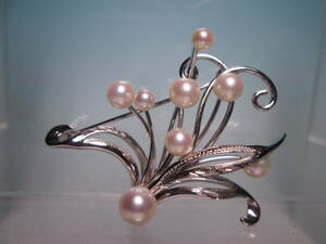 *. beautiful .SILVERbook@ pearl. brooch 8,79g also case * written guarantee attaching .