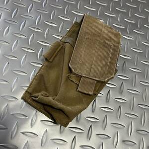 米軍放出品 EAGLE M4 30Rマガジンポーチ FSBE/FSBE2 MC-MP1-M4/2-MS-KH MAG POUCH M4/2 サバゲー　(INV ST32)