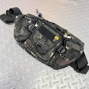 米軍放出品　沖縄　CORDURA KAISERDOM ボディバッグ おしゃれ　カモフラ (INV ST48)