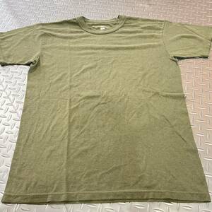 米軍放出品 沖縄　SOFFE OD Tシャツ MEDIUM ランニング　トレーニング　(INV UV41)