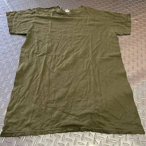 米軍放出品 沖縄　OD Tシャツ LARGEランニング　トレーニング　(INV XY05)
