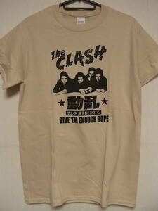 THE CLASH★即決★新品70'Sパンク関連バンドＴシャツ★クラッシュ★動乱★ベージュボディ×ブラックプリント★S/M/Lサイズ対応可能