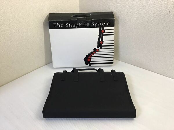 The Snap File System 書類ファイル　10段　吊り下げ　壁掛け　スライド　書類整理　バッグ型　収納　ポケット　仕分け