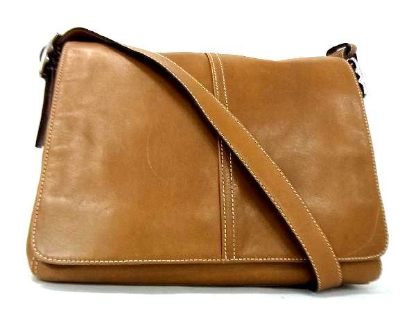 コーチ バッグの値段と価格推移は?|42,779件の売買情報を集計した コーチ バッグの値段と価格推移は?|42,779件の売買情報を集計した
