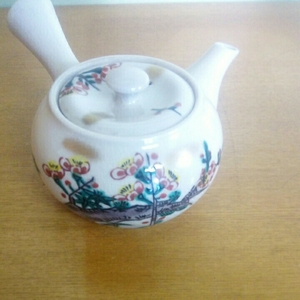  Showa Retro # Kutani one . plum pattern small teapot 